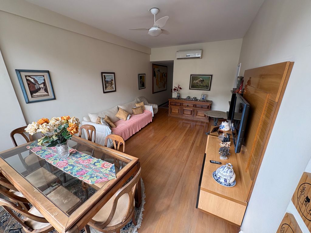 Imagens do imóveis Excelente Apartamento composto por 3 quartos em Laranjeiras e vaga de garagem