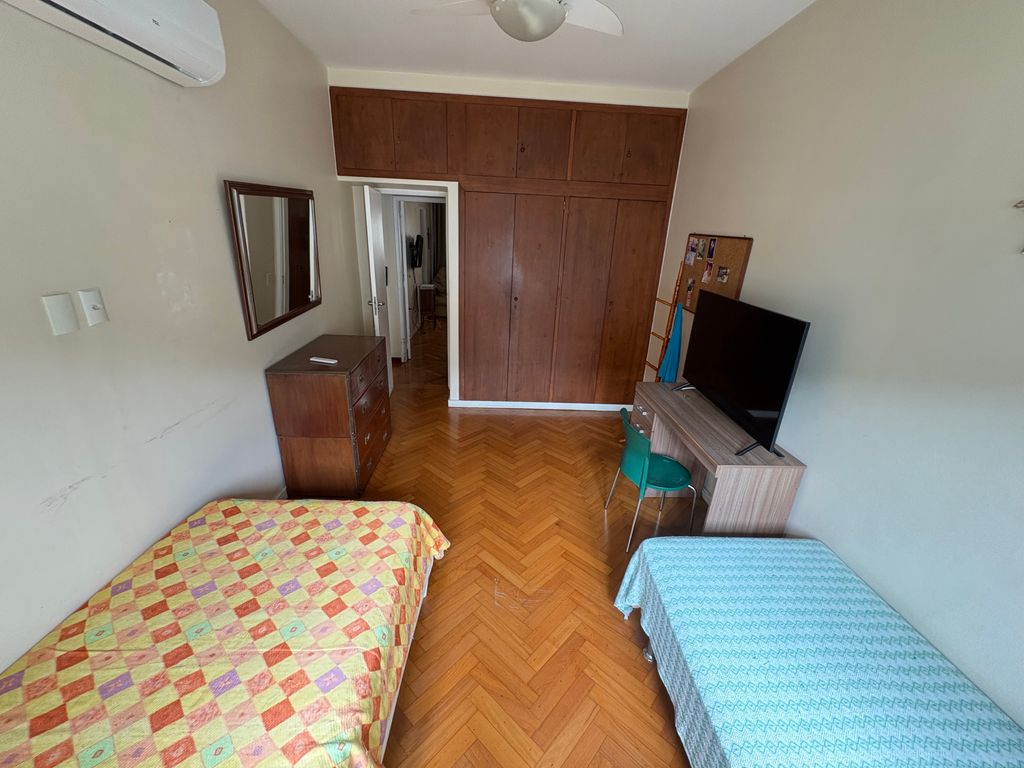 Imagens do imóveis Excelente Apartamento composto por 3 quartos em Laranjeiras e vaga de garagem