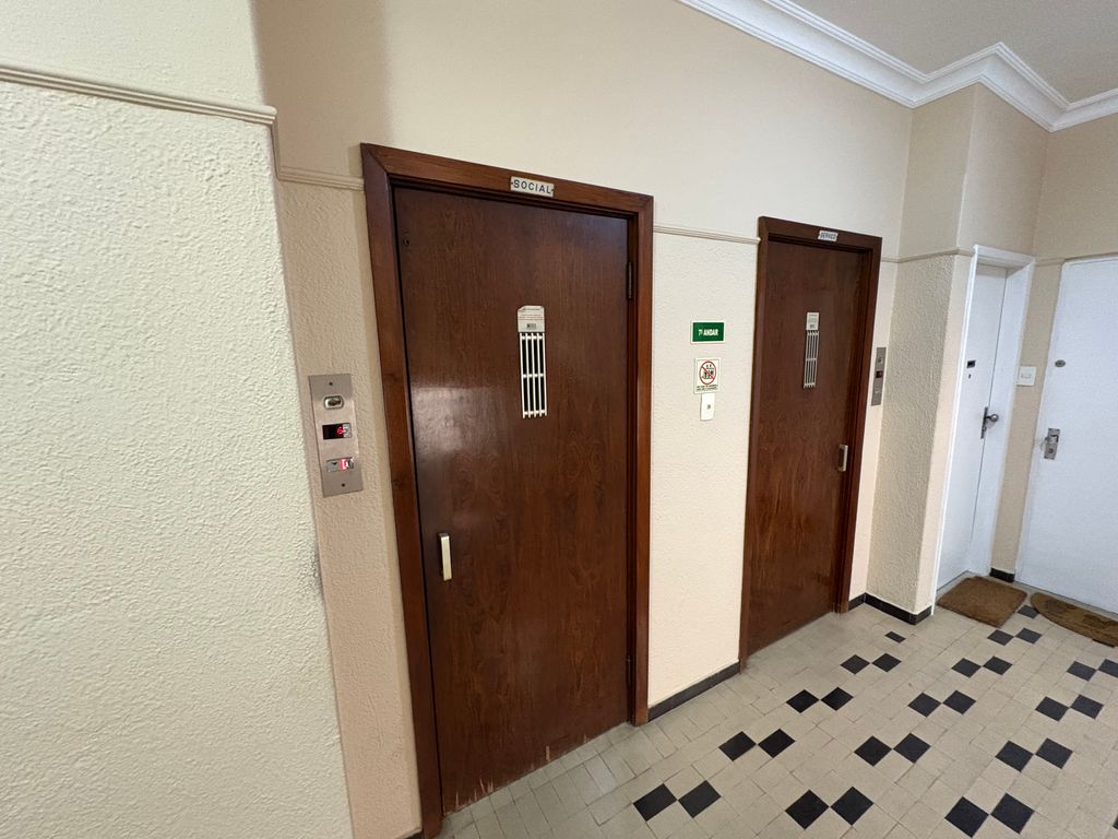 Imagens do imóveis Excelente Apartamento composto por 3 quartos em Laranjeiras e vaga de garagem
