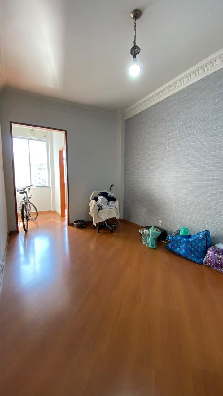 Imagens do imóveis Apartamento à Venda com 2 quartos, 1 banheiro e 65m² por R$ 290.000