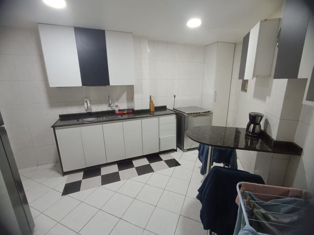 Imagens do imóveis Apartamento à Venda com 3 quartos, 2 banheiros e 100m² por R$ 570.000