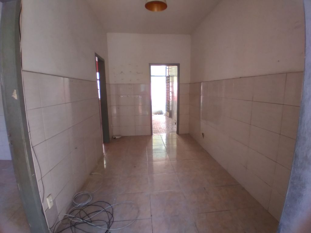 Imagens do imóveis Casa à Venda com 2 quartos, 1 banheiro e 55m² por R$ 280.000