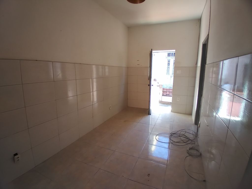 Imagens do imóveis Casa à Venda com 2 quartos, 1 banheiro e 55m² por R$ 280.000