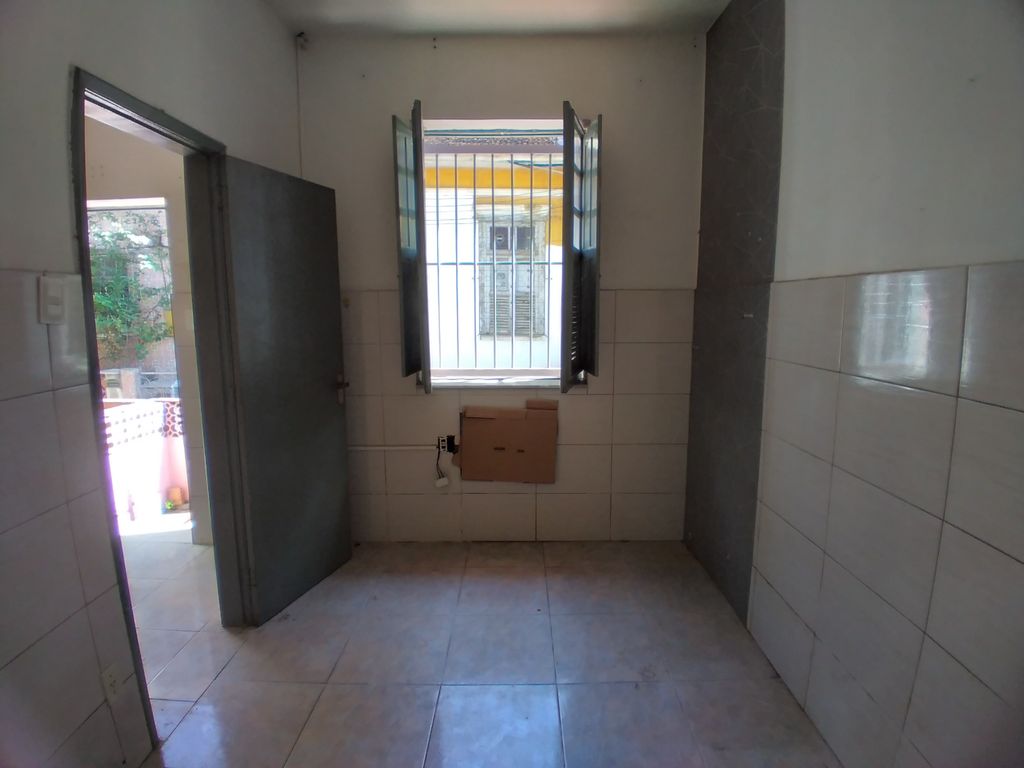 Imagens do imóveis Casa à Venda com 2 quartos, 1 banheiro e 55m² por R$ 280.000
