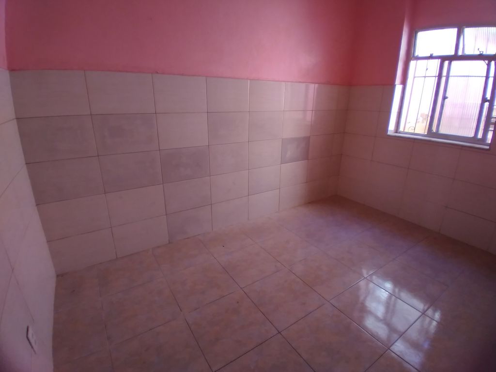Imagens do imóveis Casa à Venda com 2 quartos, 1 banheiro e 55m² por R$ 280.000