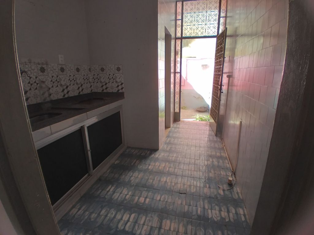 Imagens do imóveis Casa à Venda com 2 quartos, 1 banheiro e 55m² por R$ 280.000