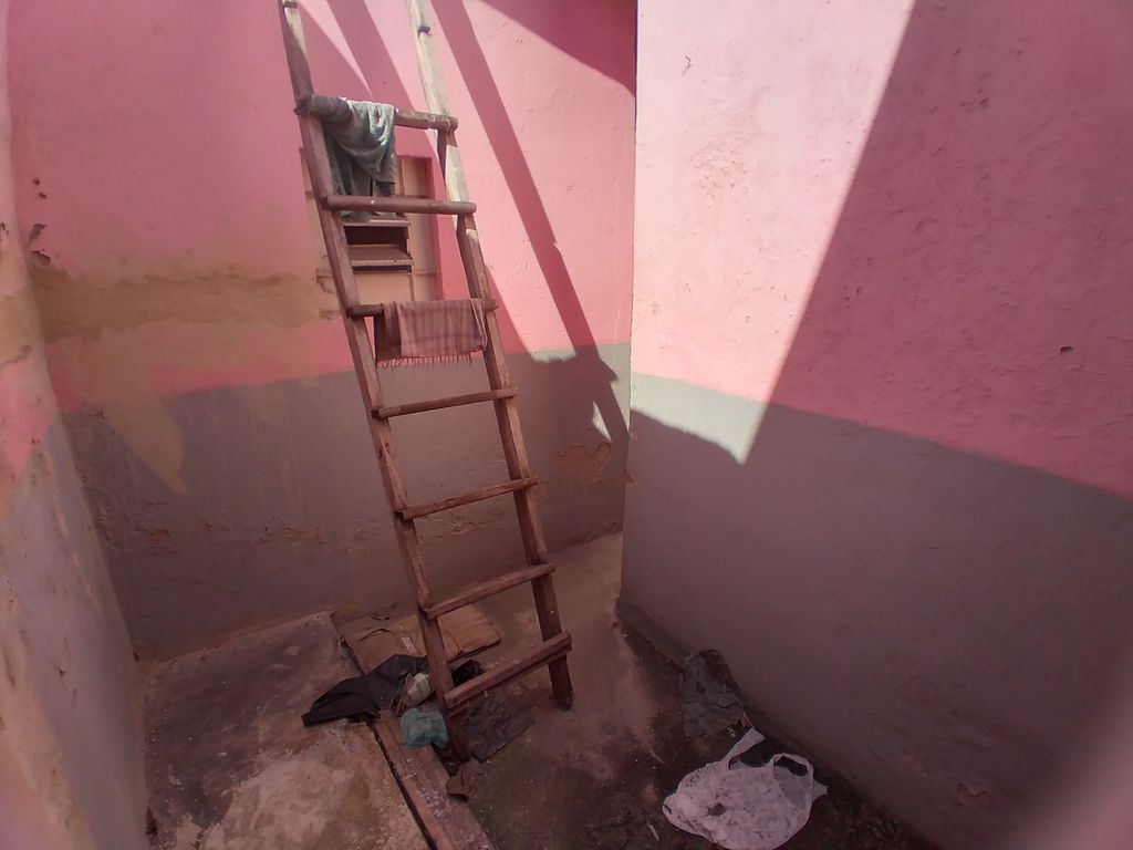 Imagens do imóveis Casa à Venda com 2 quartos, 1 banheiro e 55m² por R$ 280.000