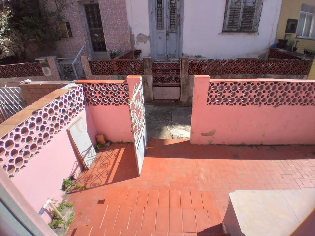 Imagens do imóveis Casa à Venda com 2 quartos, 1 banheiro e 55m² por R$ 280.000
