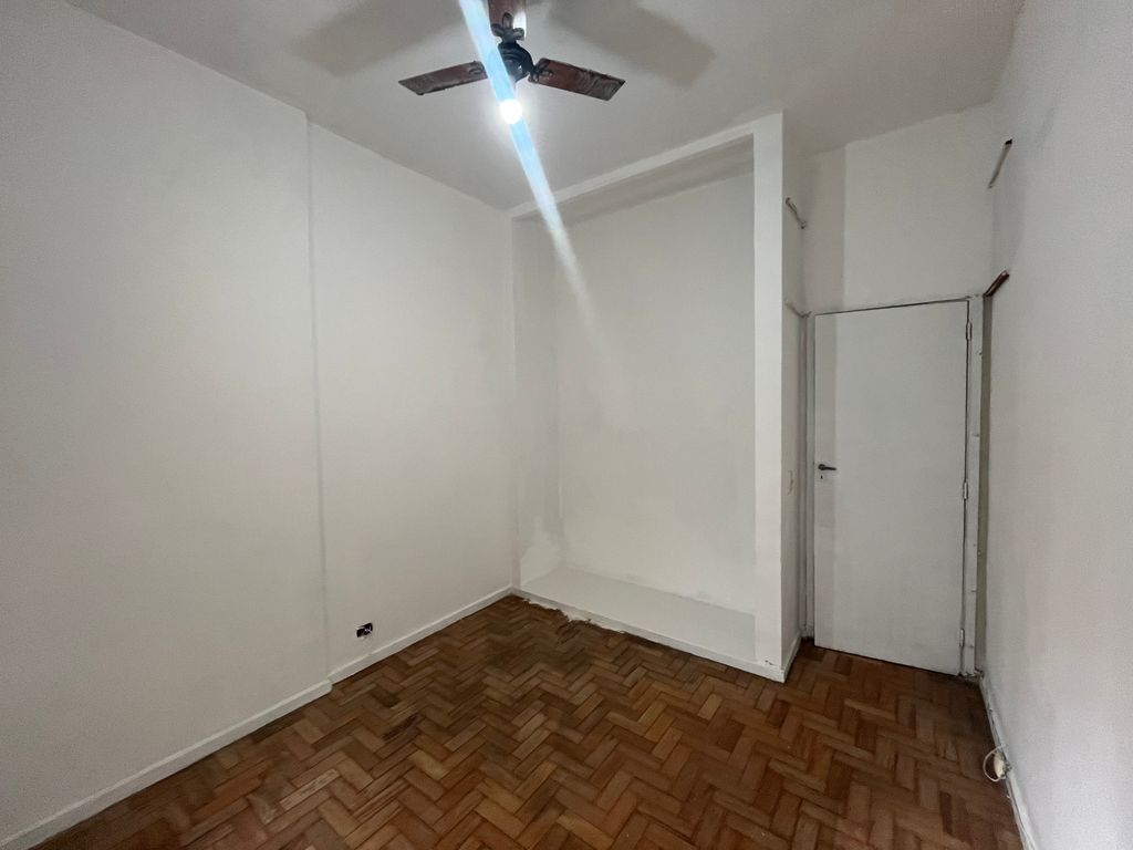 Imagens do imóveis Apartamento sala quarto com dependência