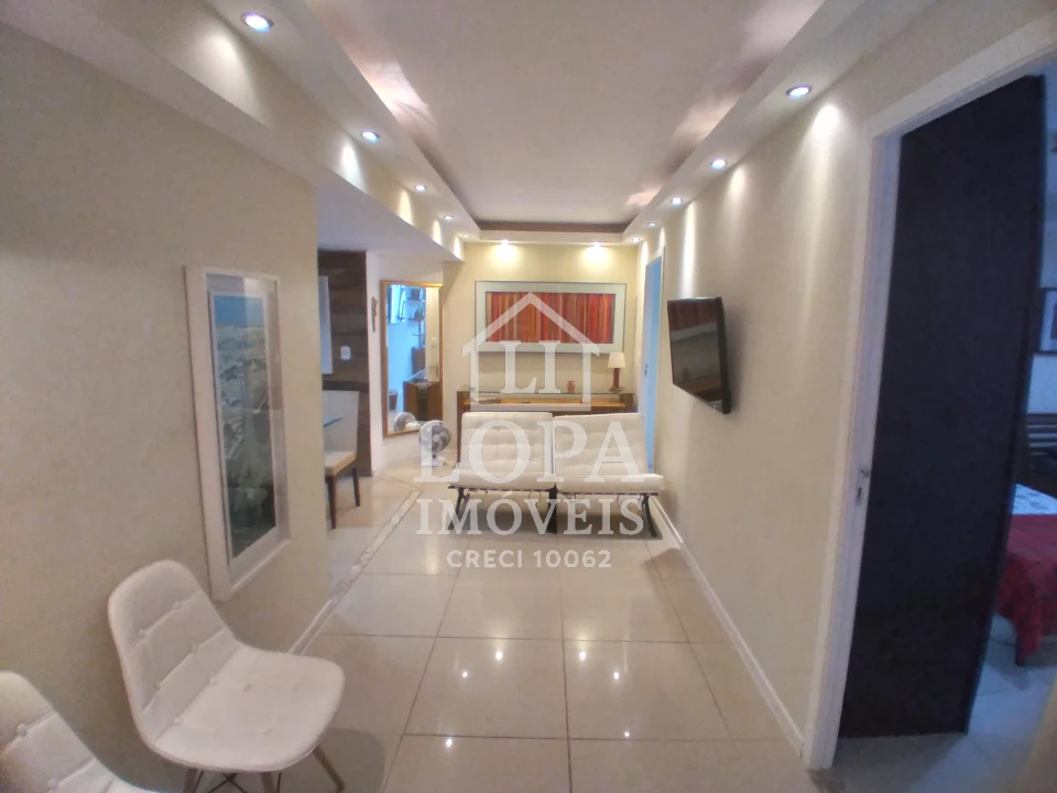 Imagens do imóveis Um apartamento dividido em dois, à venda em Copacabana com cento e vinte metros por  um milhão e quarenta mil reais