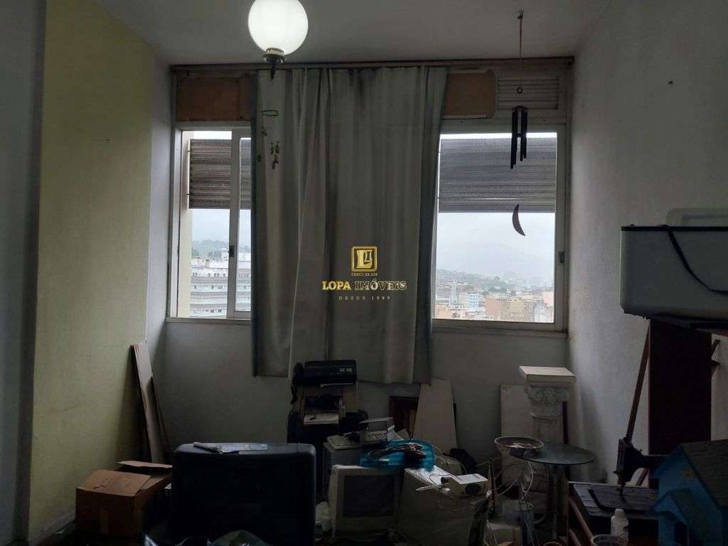 Imagens do imóveis Apartamento dois quartos com dependência no centro do Rio de Janeiro