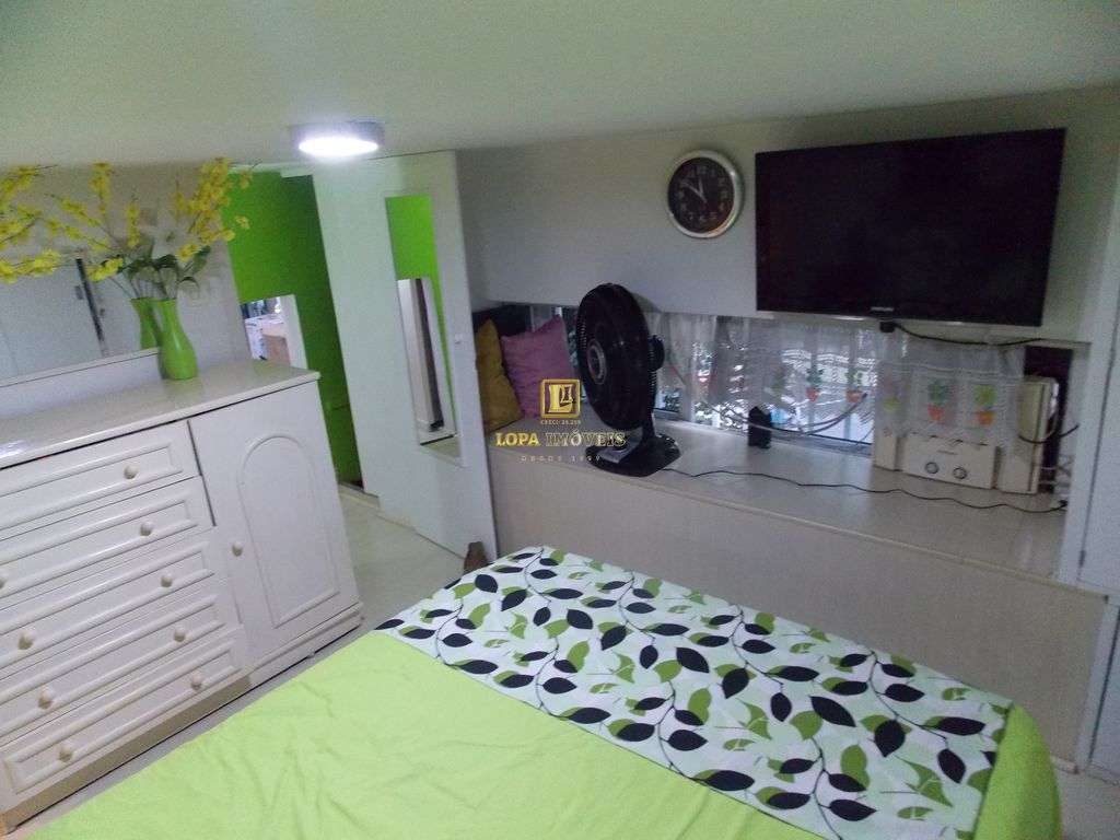 Imagens do imóveis Apartamento reformado e  modificado no Flamengo com dois quartos