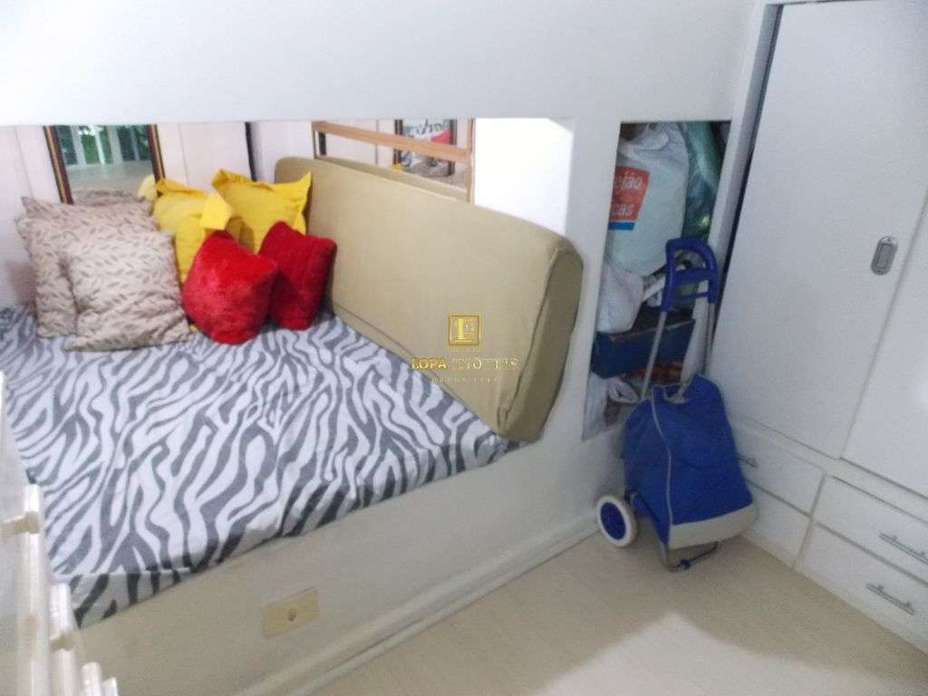 Imagens do imóveis Apartamento reformado e  modificado no Flamengo com dois quartos