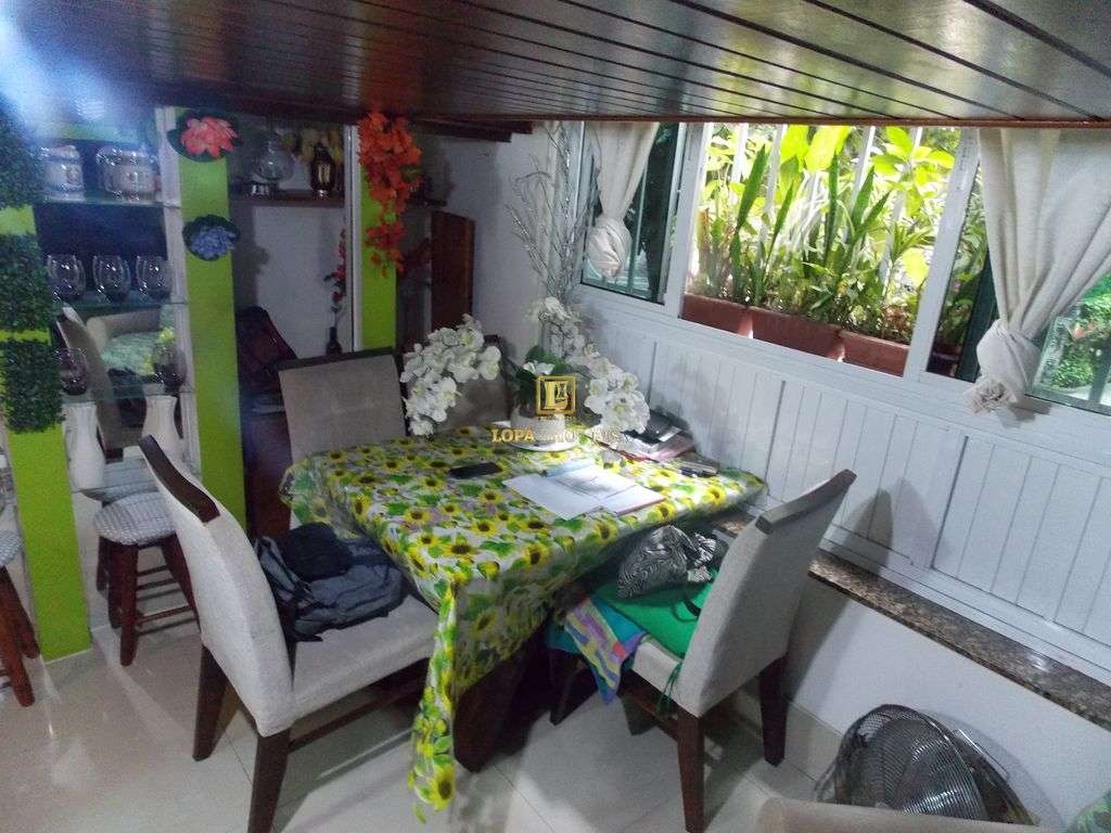 Imagens do imóveis Apartamento reformado e  modificado no Flamengo com dois quartos