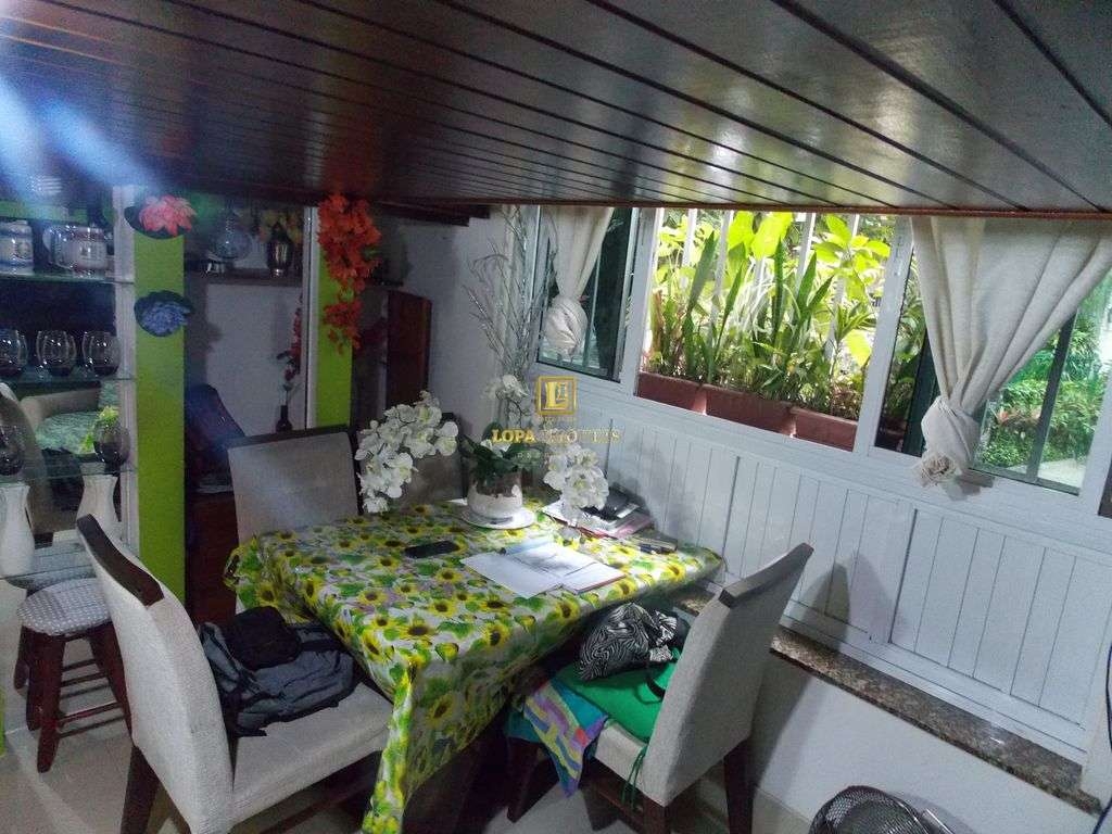 Imagens do imóveis Apartamento reformado e  modificado no Flamengo com dois quartos