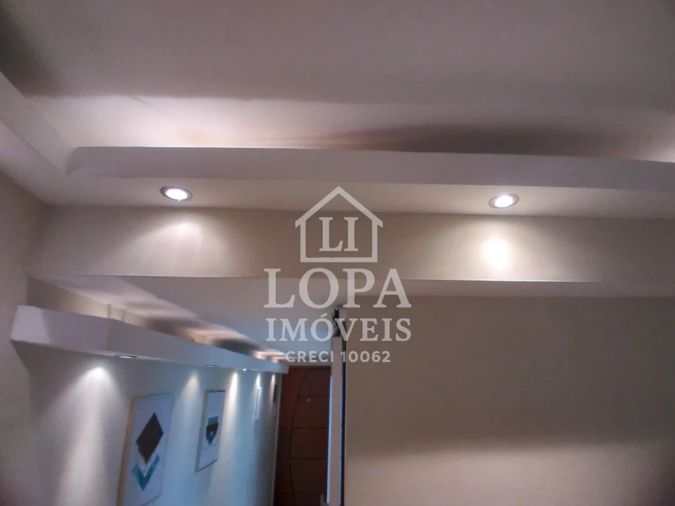 Imagens do imóveis Um apartamento dividido em dois, à venda em Copacabana com cento e vinte metros por  um milhão e quarenta mil reais