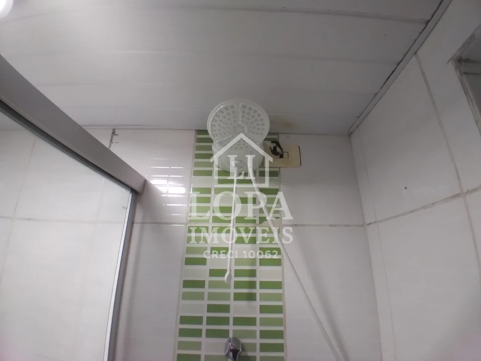 Imagens do imóveis Um apartamento dividido em dois, à venda em Copacabana com cento e vinte metros por  um milhão e quarenta mil reais