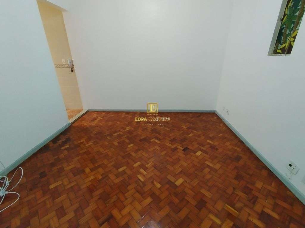 Imagens do imóveis Apartamento de Sala e Quarto em centro Bairro de Fátima, centro-  Rio de Janeiro