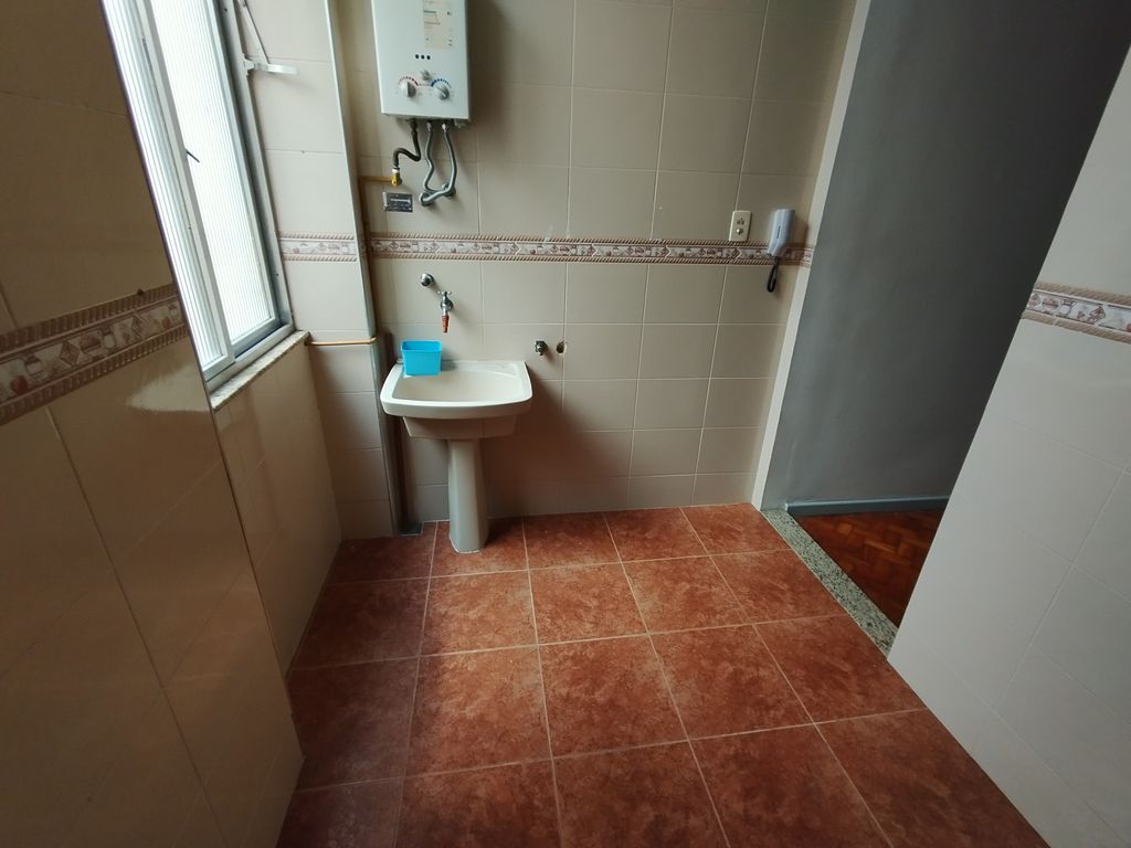 Imagens do imóveis Apartamento de Sala e Quarto em centro Bairro de Fátima, centro-  Rio de Janeiro