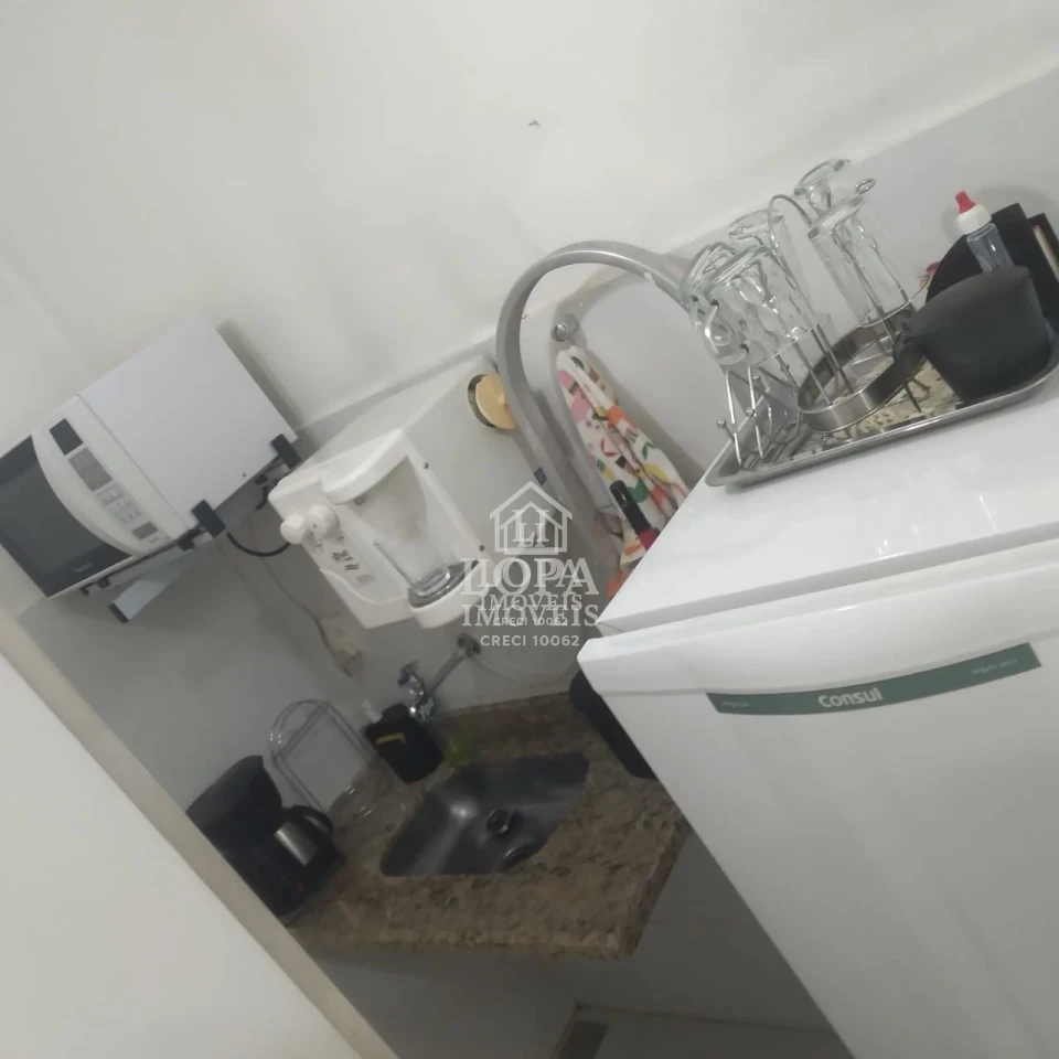 Sala Comercial A Vanda Na Praça TiraDentes