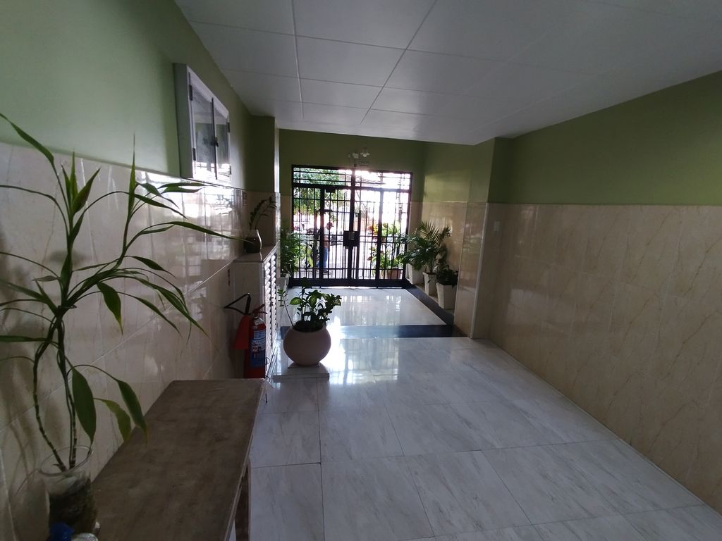 Imagens do imóveis Apartamento de Sala e Quarto em centro Bairro de Fátima, centro-  Rio de Janeiro