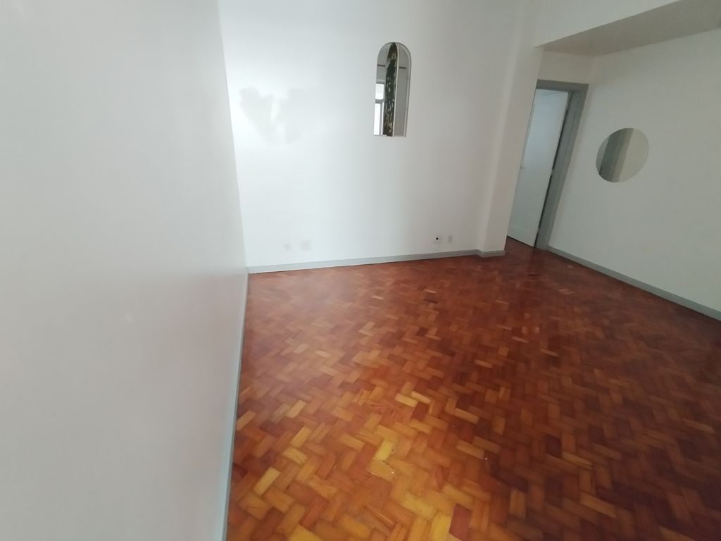 Imagens do imóveis Apartamento de Sala e Quarto em centro Bairro de Fátima, centro-  Rio de Janeiro
