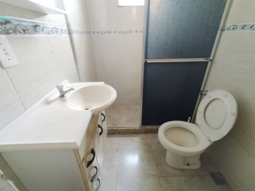Imagens do imóveis Apartamento de Sala e Quarto em centro Bairro de Fátima, centro-  Rio de Janeiro