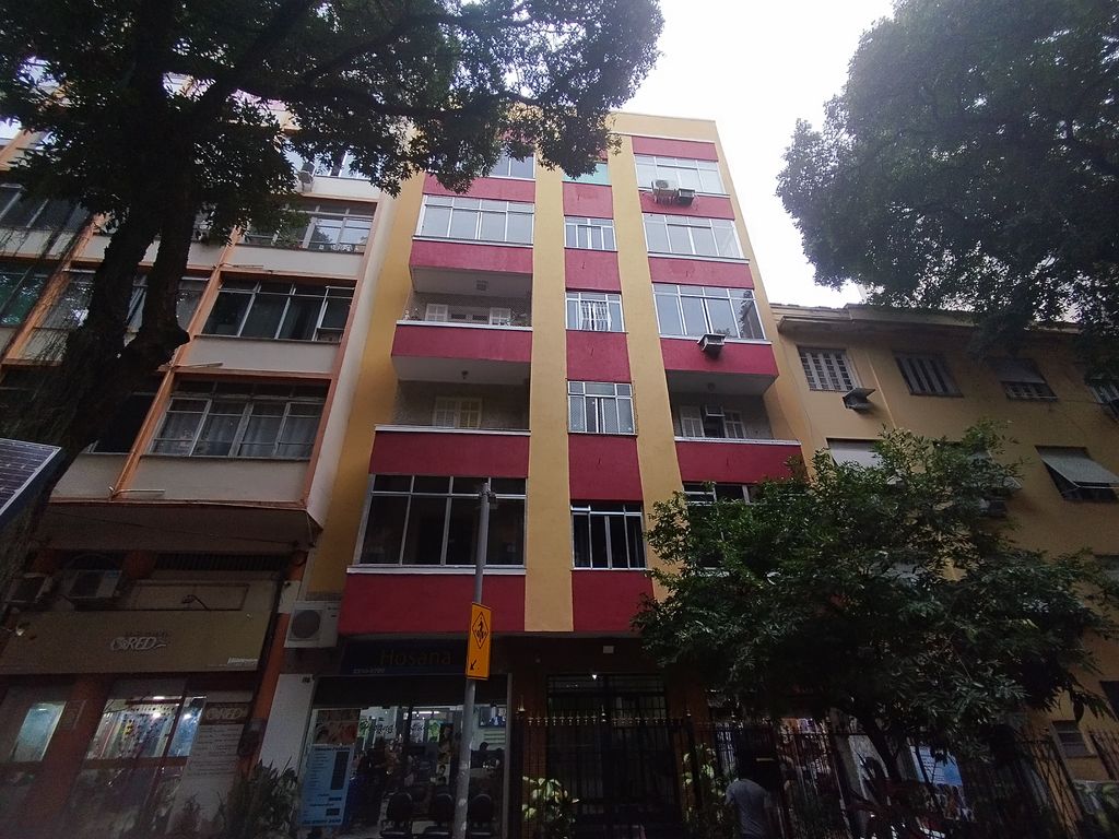 Imagens do imóveis Apartamento de Sala e Quarto em centro Bairro de Fátima, centro-  Rio de Janeiro