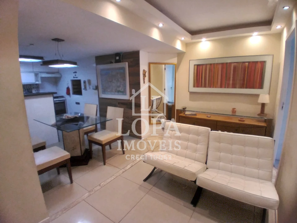 Imagens do imóveis Um apartamento dividido em dois, à venda em Copacabana com cento e vinte metros por  um milhão e quarenta mil reais