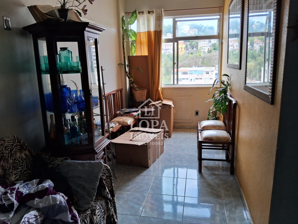Apartamento De Dois Quartos com garagem No Centro Do Rio De Janeiro