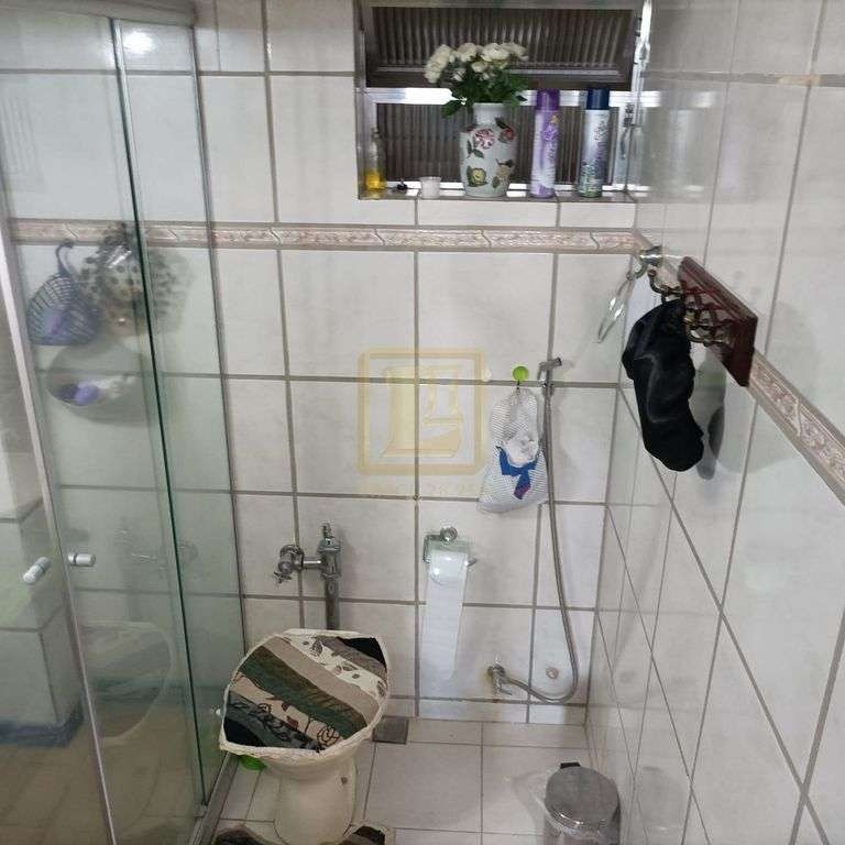 Imagens do imóveis Apartamento em Santa Teresa com Dois Quartos e Dependência
