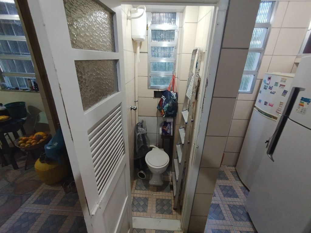 Imagens do imóveis Apartamento em Santa Teresa com Dois Quartos e Dependência