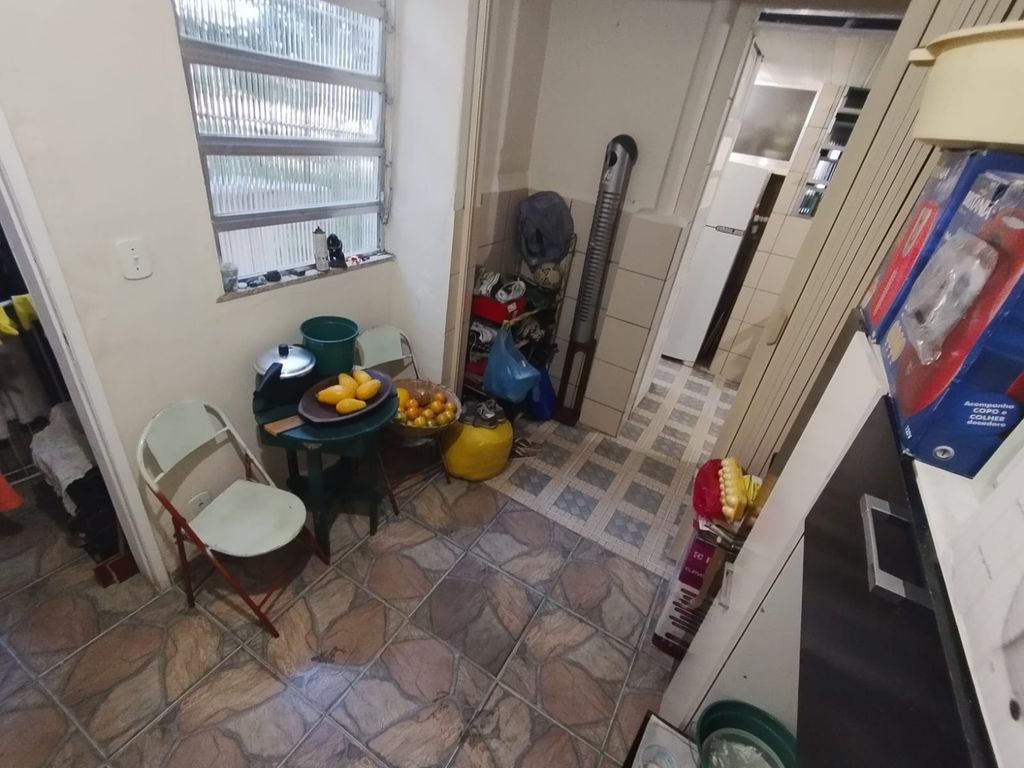 Imagens do imóveis Apartamento em Santa Teresa com Dois Quartos e Dependência