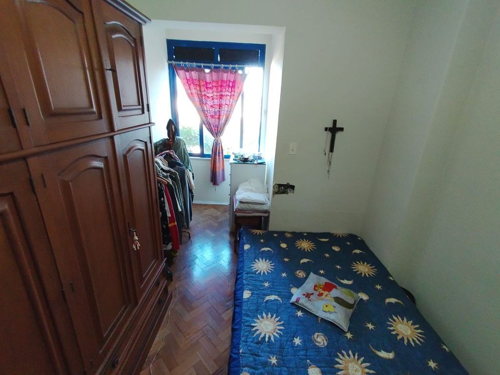 Imagens do imóveis Apartamento em Santa Teresa com Dois Quartos e Dependência