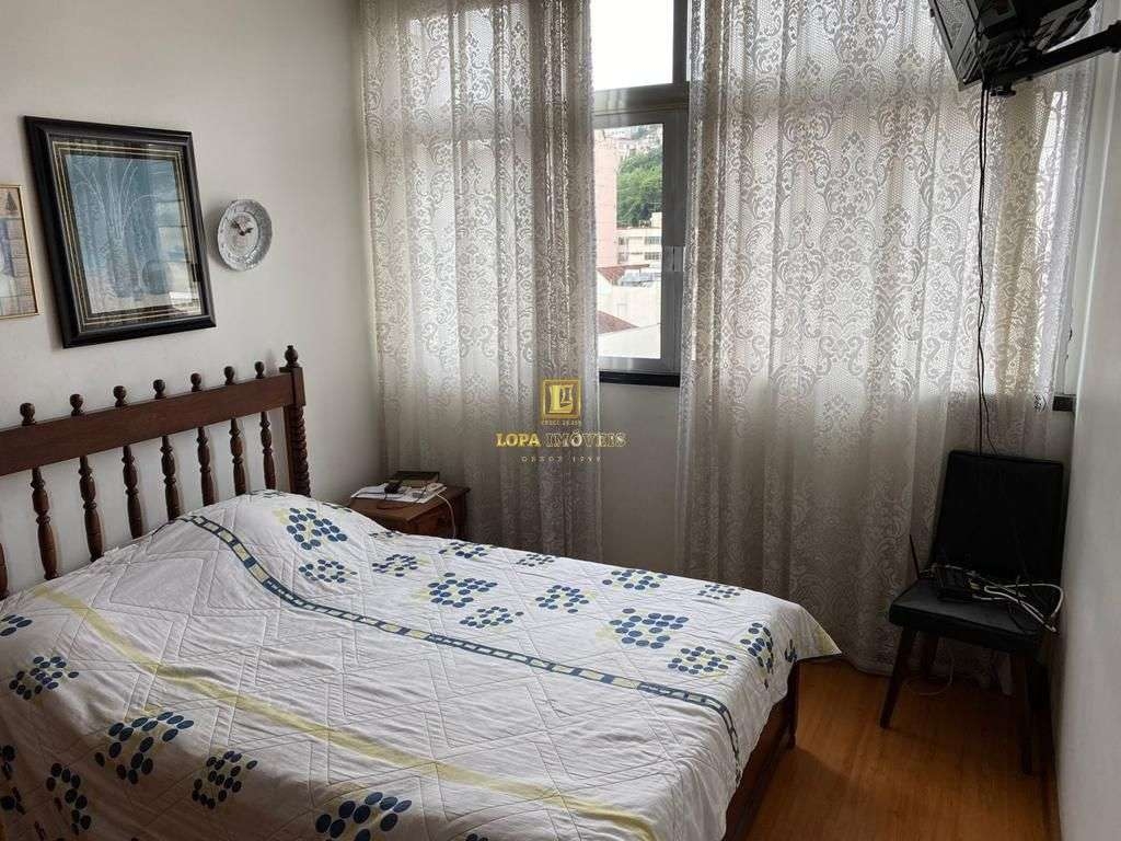 Imagens do imóveis Apartamento Três Quartos com Dependência e Vaga de Garagem no Centro do Rio