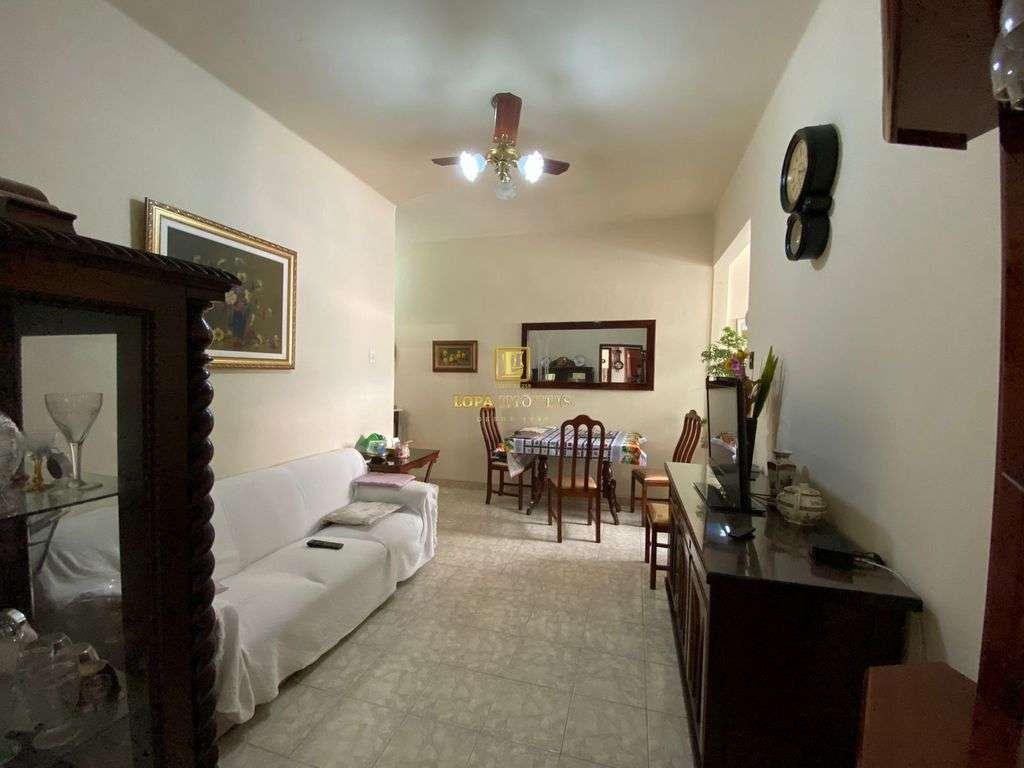 Imagens do imóveis Apartamento Amplo de Dois Quartos e Dependência na Rua André Cavalcanti CentroRJ