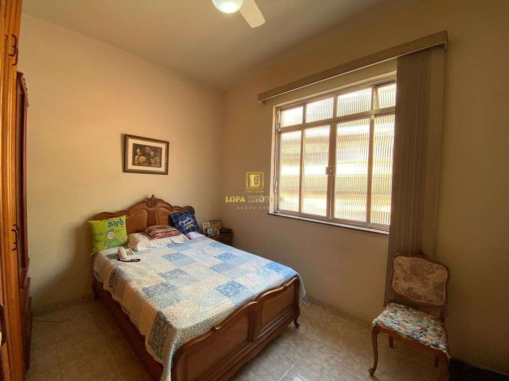 Imagens do imóveis Apartamento Amplo de Dois Quartos e Dependência na Rua André Cavalcanti CentroRJ