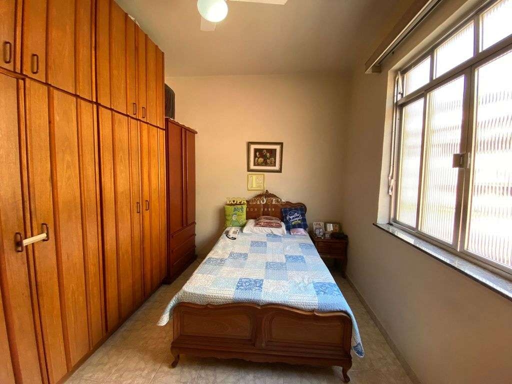 Imagens do imóveis Apartamento Amplo de Dois Quartos e Dependência na Rua André Cavalcanti CentroRJ