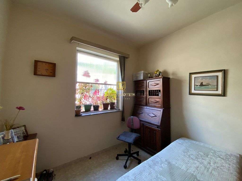 Imagens do imóveis Apartamento Amplo de Dois Quartos e Dependência na Rua André Cavalcanti CentroRJ