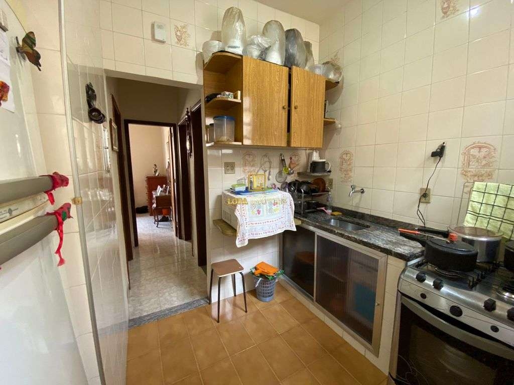 Imagens do imóveis Apartamento Amplo de Dois Quartos e Dependência na Rua André Cavalcanti CentroRJ