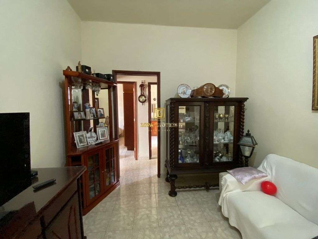 Imagens do imóveis Apartamento Amplo de Dois Quartos e Dependência na Rua André Cavalcanti CentroRJ