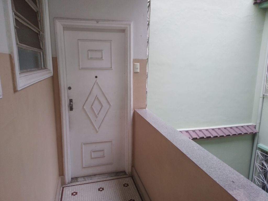 Imagens do imóveis Apartamento quarto e sala reformado no Catete imperdível!!!