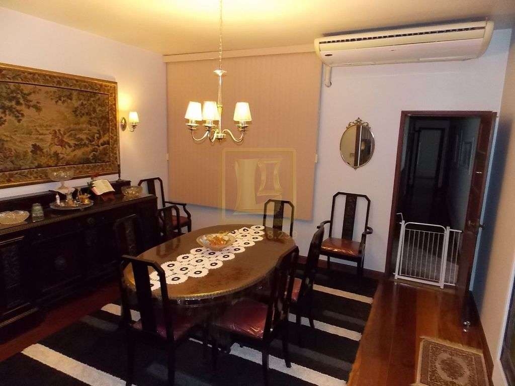 Imagens do imóveis Apartamento com Cinco Dormitórios na Tijuca