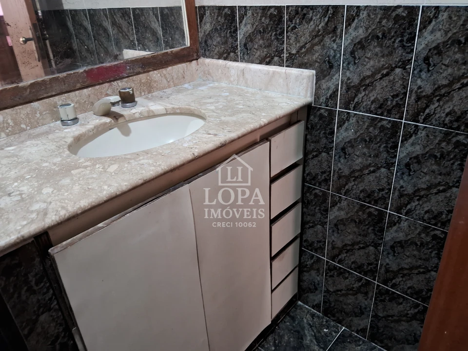 Imagens do imóveis Apartmapartamento Sala Dois Quartos No Bairro de Fatima Rj