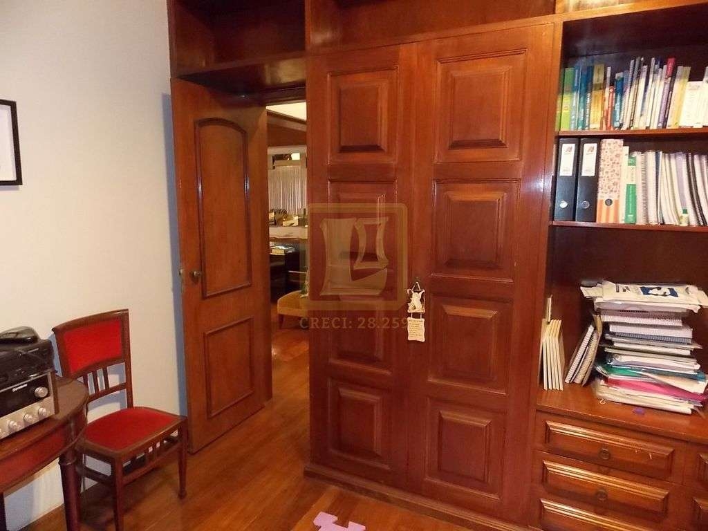 Imagens do imóveis Apartamento com Cinco Dormitórios na Tijuca