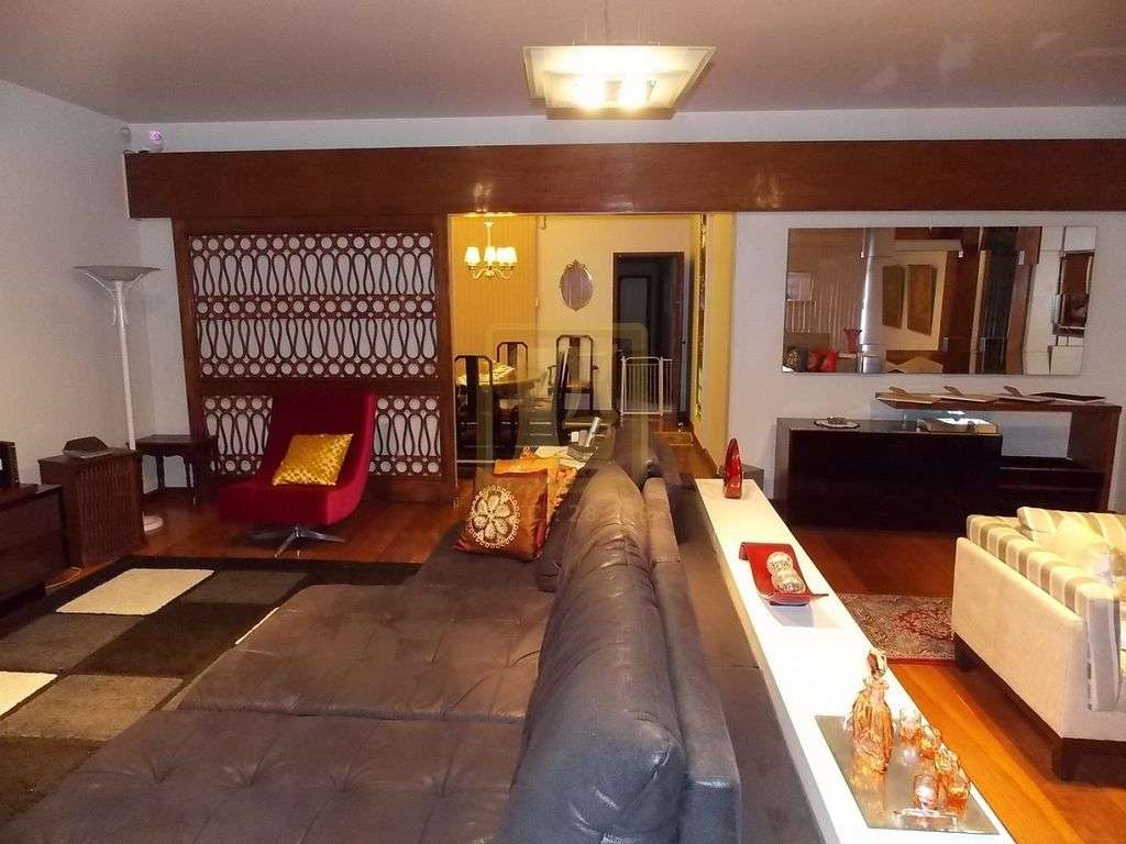 Imagens do imóveis Apartamento com Cinco Dormitórios na Tijuca