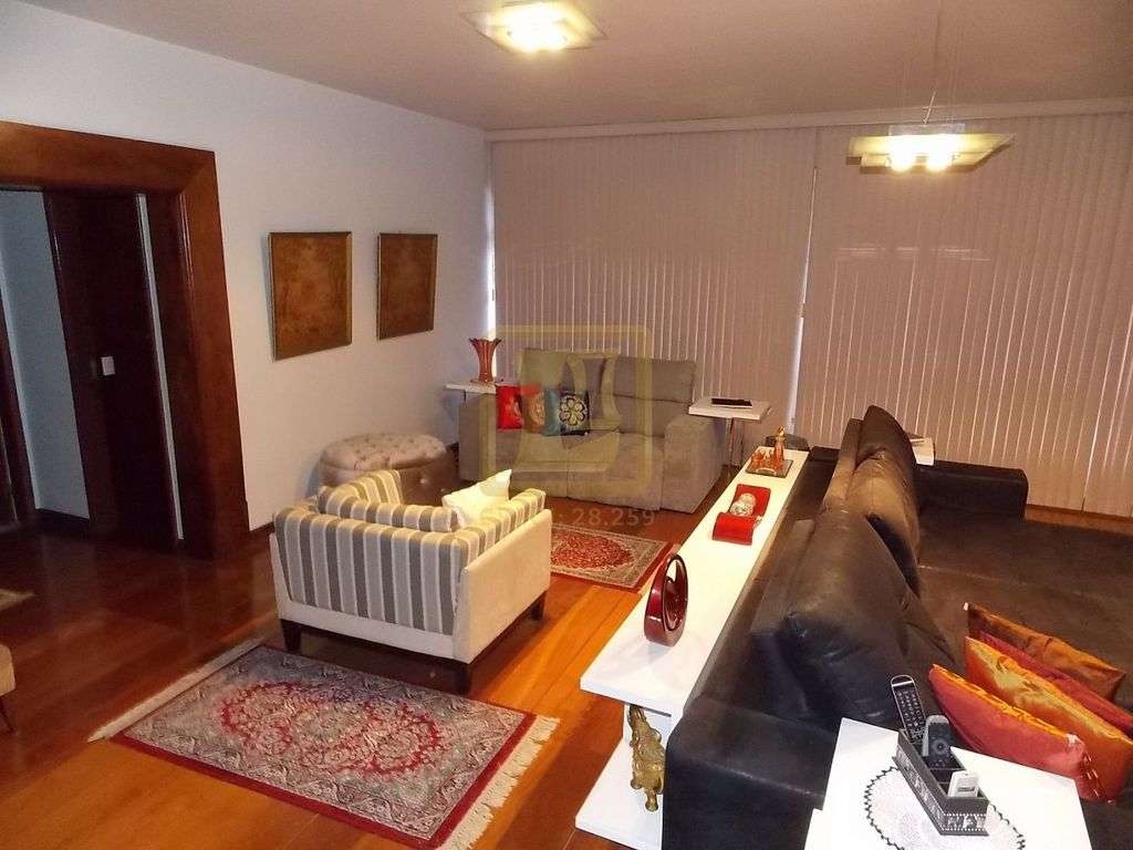 Imagens do imóveis Apartamento com Cinco Dormitórios na Tijuca