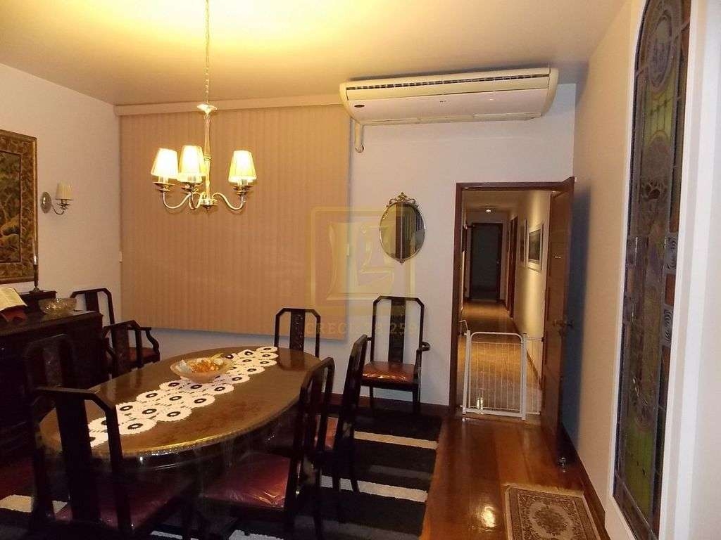 Imagens do imóveis Apartamento com Cinco Dormitórios na Tijuca