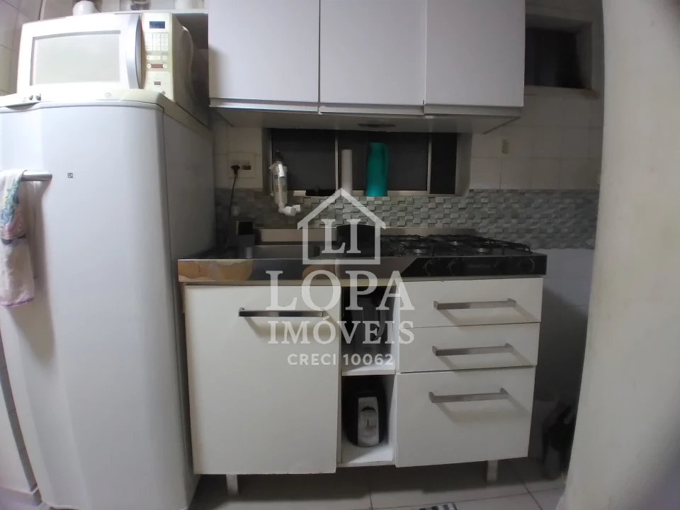 Imagens do imóveis Um apartamento dividido em dois, à venda em Copacabana com cento e vinte metros por  um milhão e quarenta mil reais