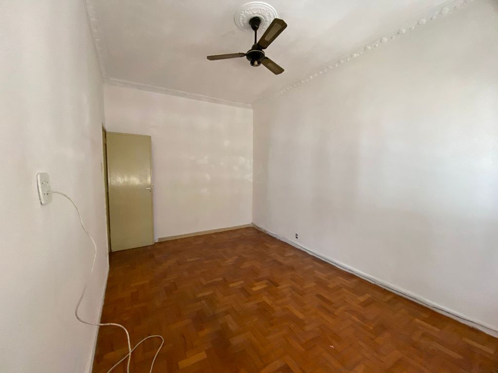 Imagens do imóveis Apartamento de Três Quartos com 103m² no Bairro de Fátima no Centro RJ